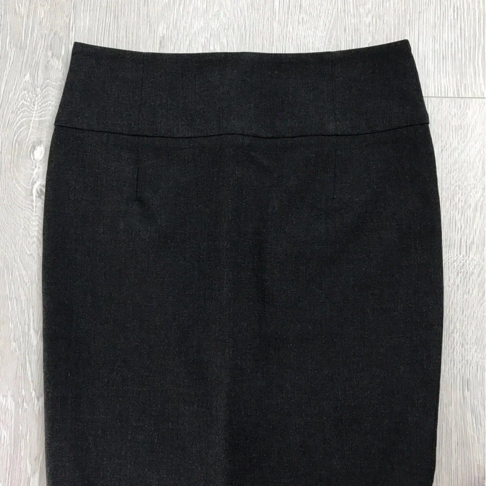 Zara Knee Length Pencil Skirt - Picture 2 of 7